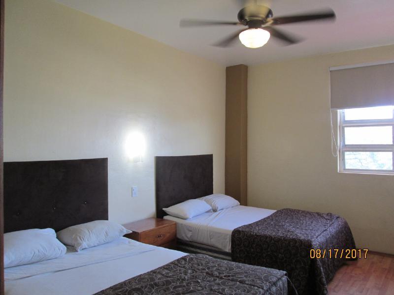 Hotel Del Parque Guadalajara Esterno foto