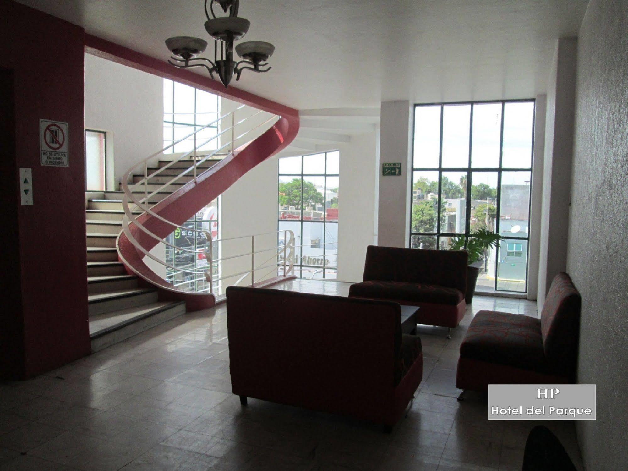 Hotel Del Parque Guadalajara Esterno foto
