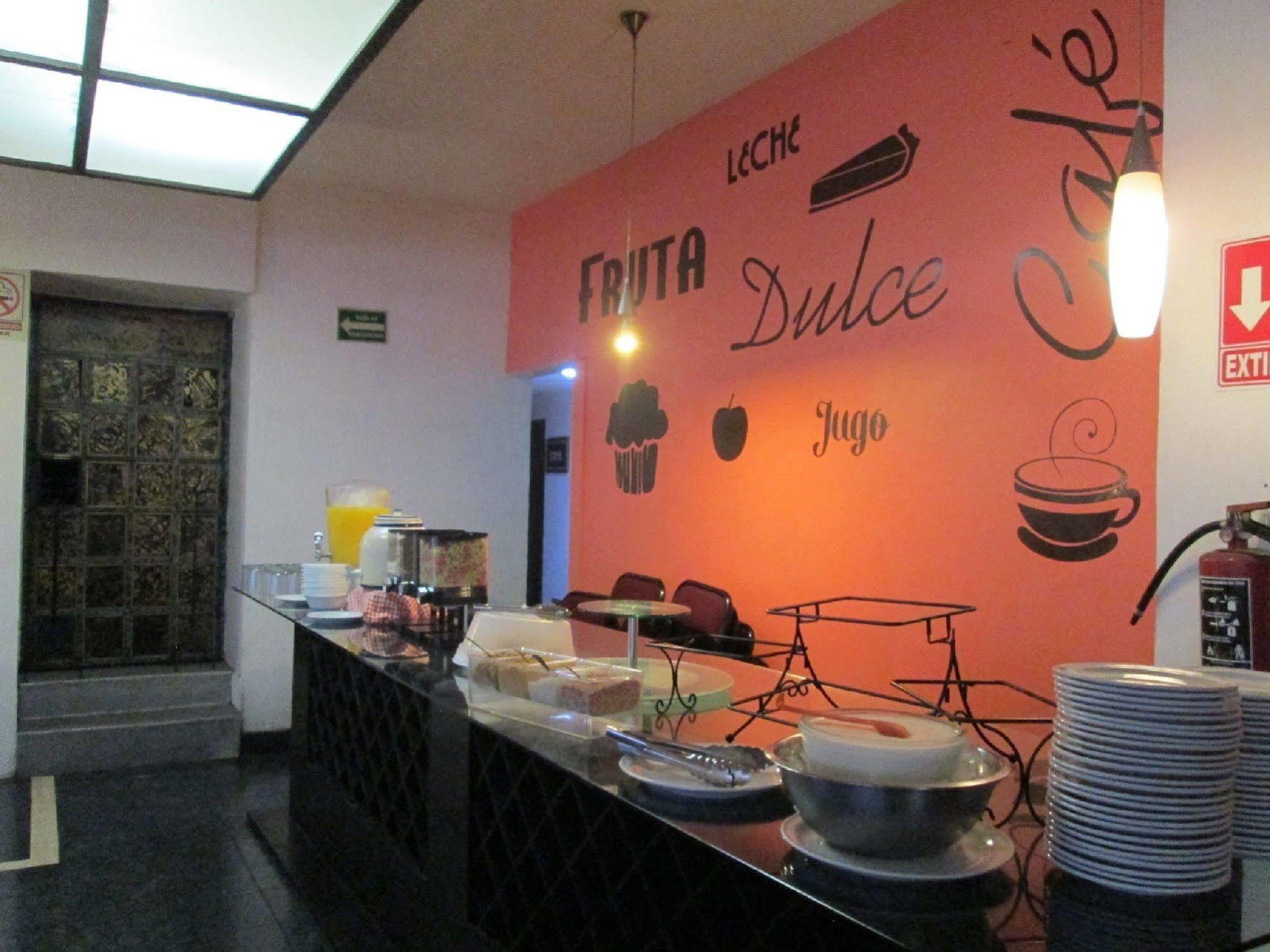 Hotel Del Parque Guadalajara Esterno foto